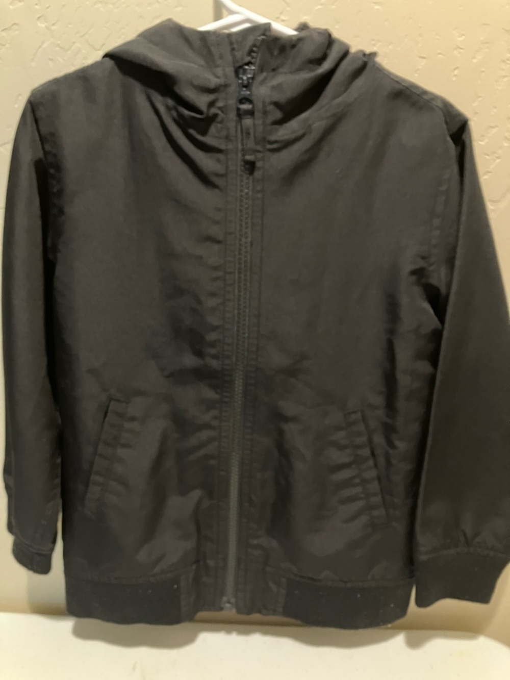 Very Good Children's Place Boy’s Black Hooded Zip-Up Spring Fully Lined Jacket